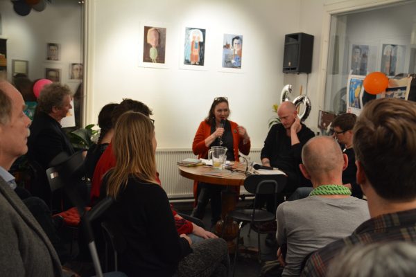 Annelie Brännström-Öhman håller ett panelsamtal om arbetarklasskvinnor i den norrländska litteraturen tillsammans med författarna David Nyman och Katarina Kieri.
